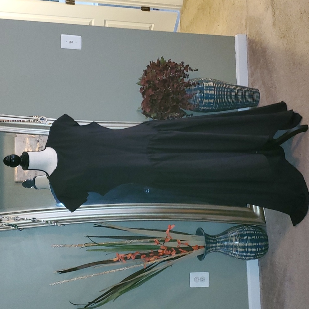 Flamingo woman's maxi dress, size XL. color black